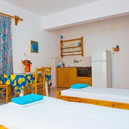 Syraina Apartments Скиатос Екстериор снимка