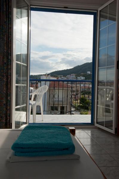 Syraina Apartments Скиатос Екстериор снимка