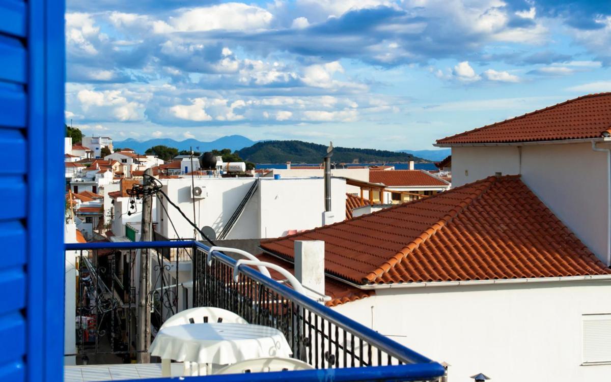 Syraina Apartments Скиатос Екстериор снимка