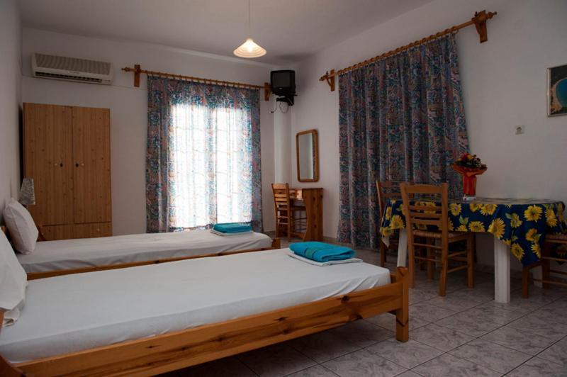 Syraina Apartments Скиатос Екстериор снимка